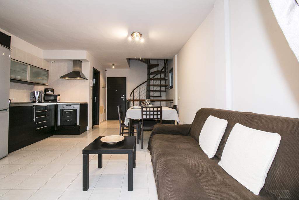 Duplex Apartments Nirvana كالاو سالفاجي المظهر الخارجي الصورة
